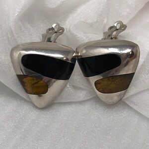 Vintage Taxco Mexico Earrings 950 Silver Tiger Eye Onyx Clip On Triangular Inlay